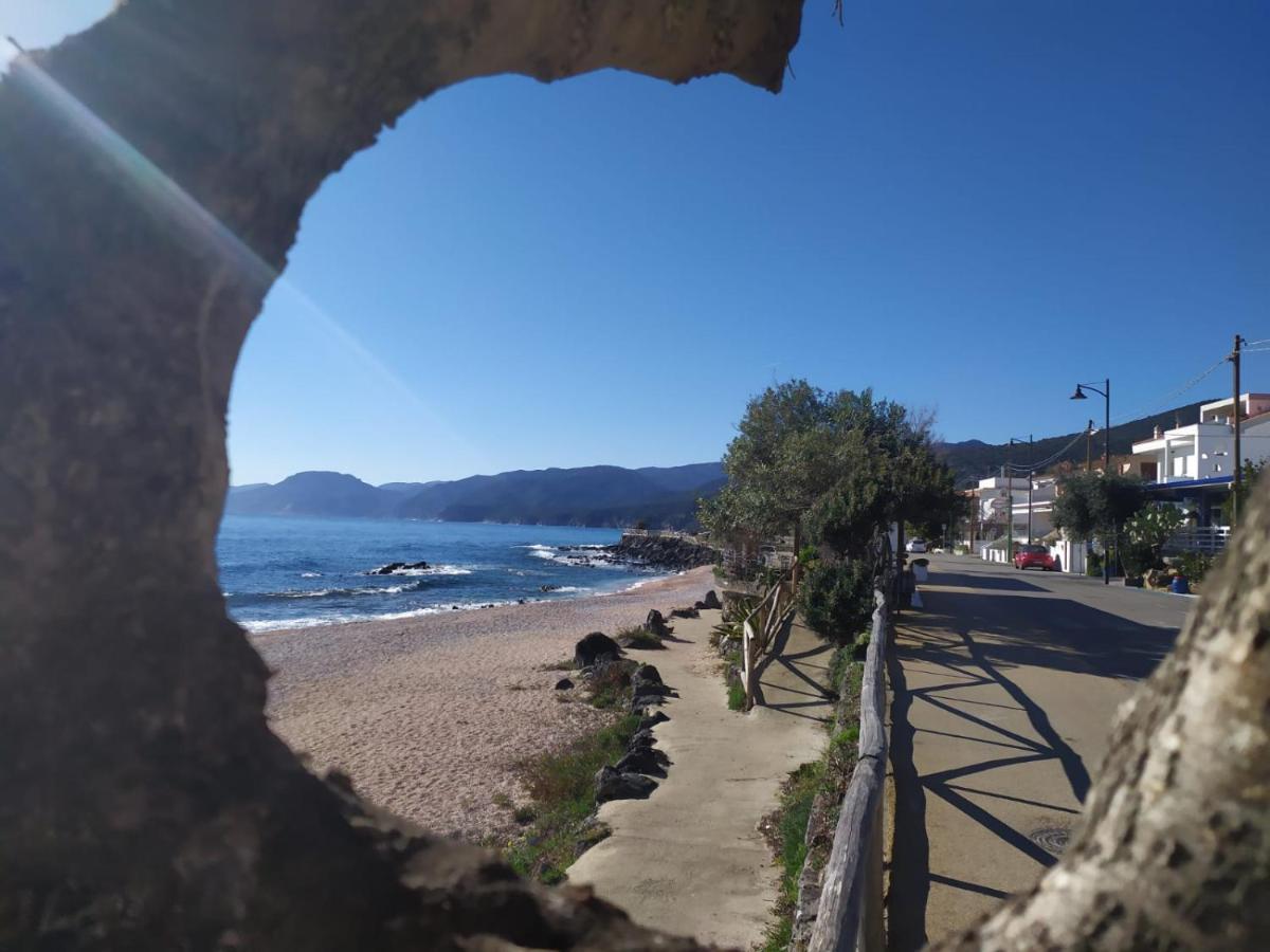 Appartamento A 50 Mt Dal Mare Cala Gonone Dış mekan fotoğraf