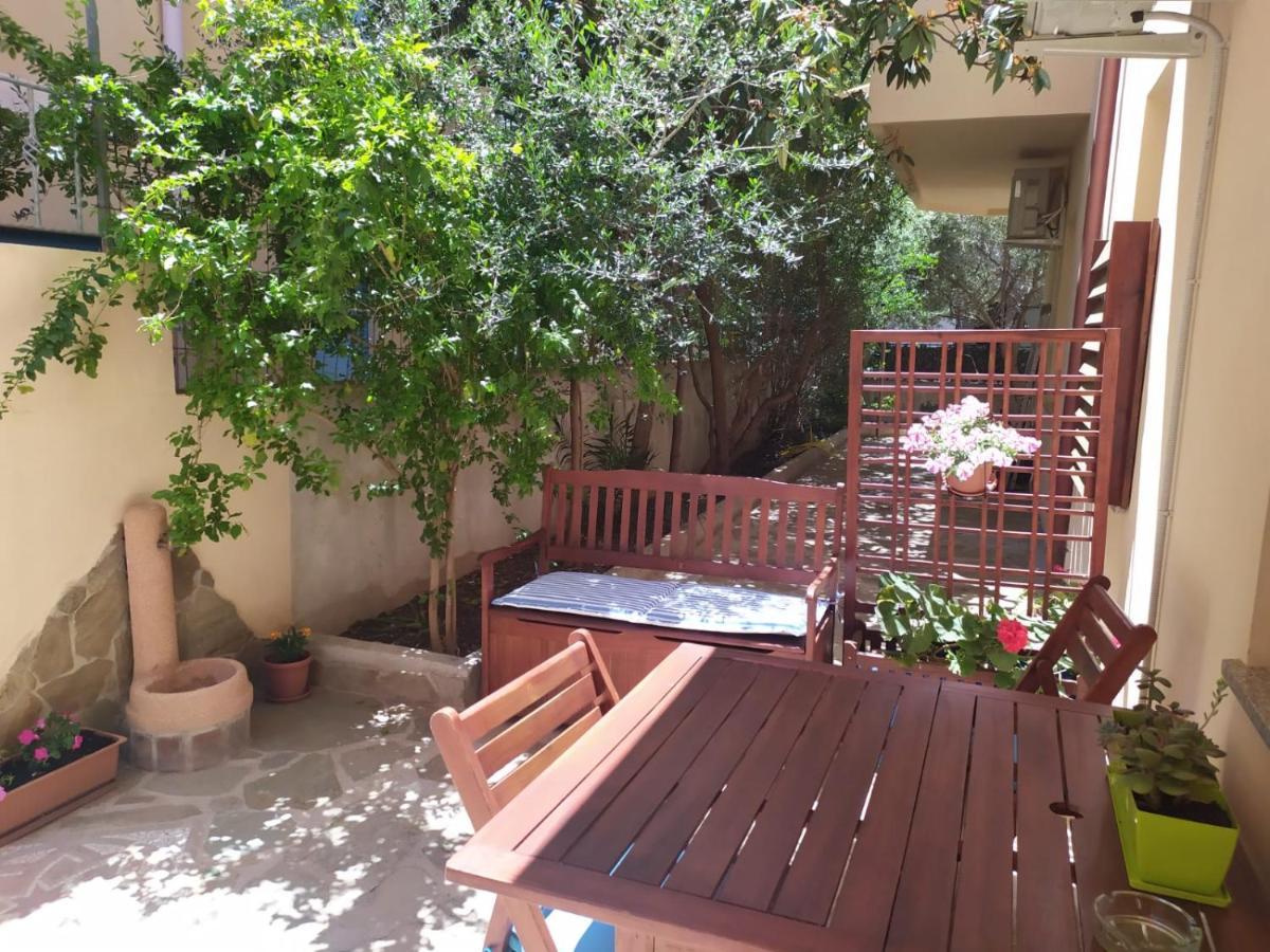 Appartamento A 50 Mt Dal Mare Cala Gonone Dış mekan fotoğraf