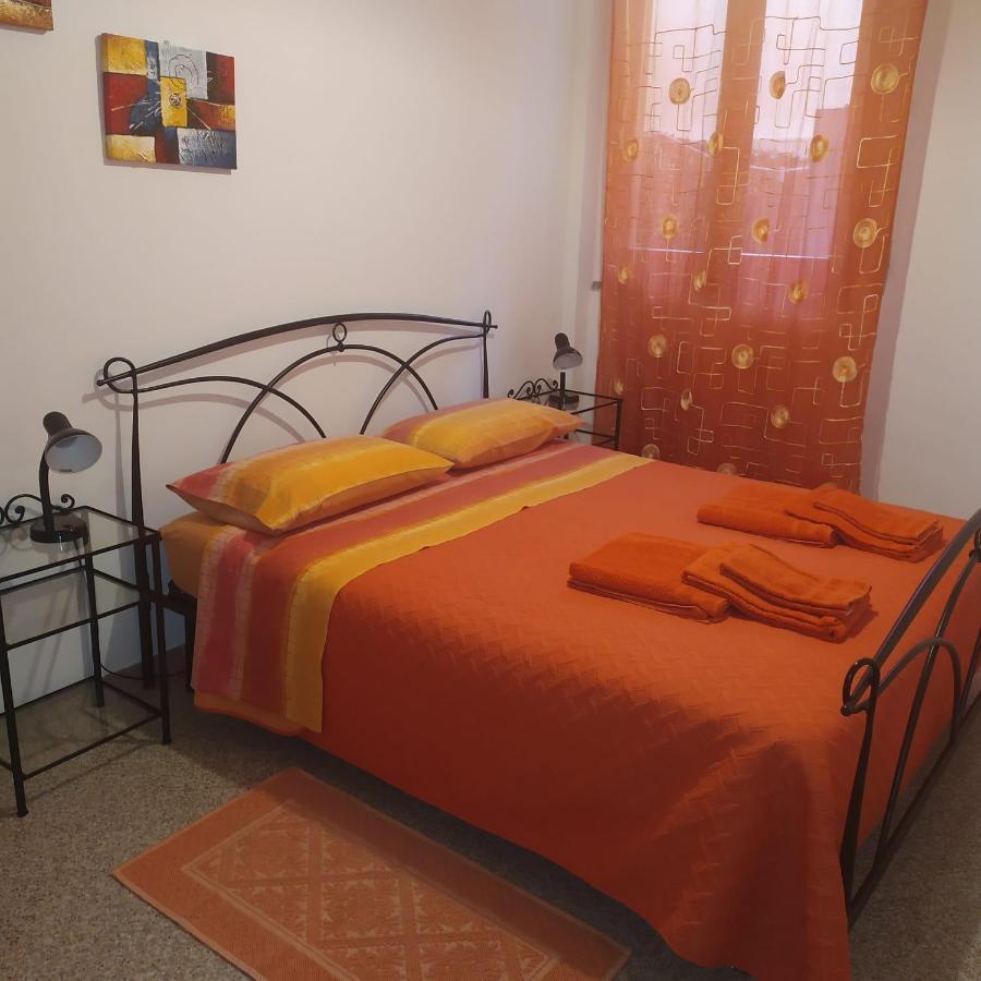 Appartamento A 50 Mt Dal Mare Cala Gonone Dış mekan fotoğraf