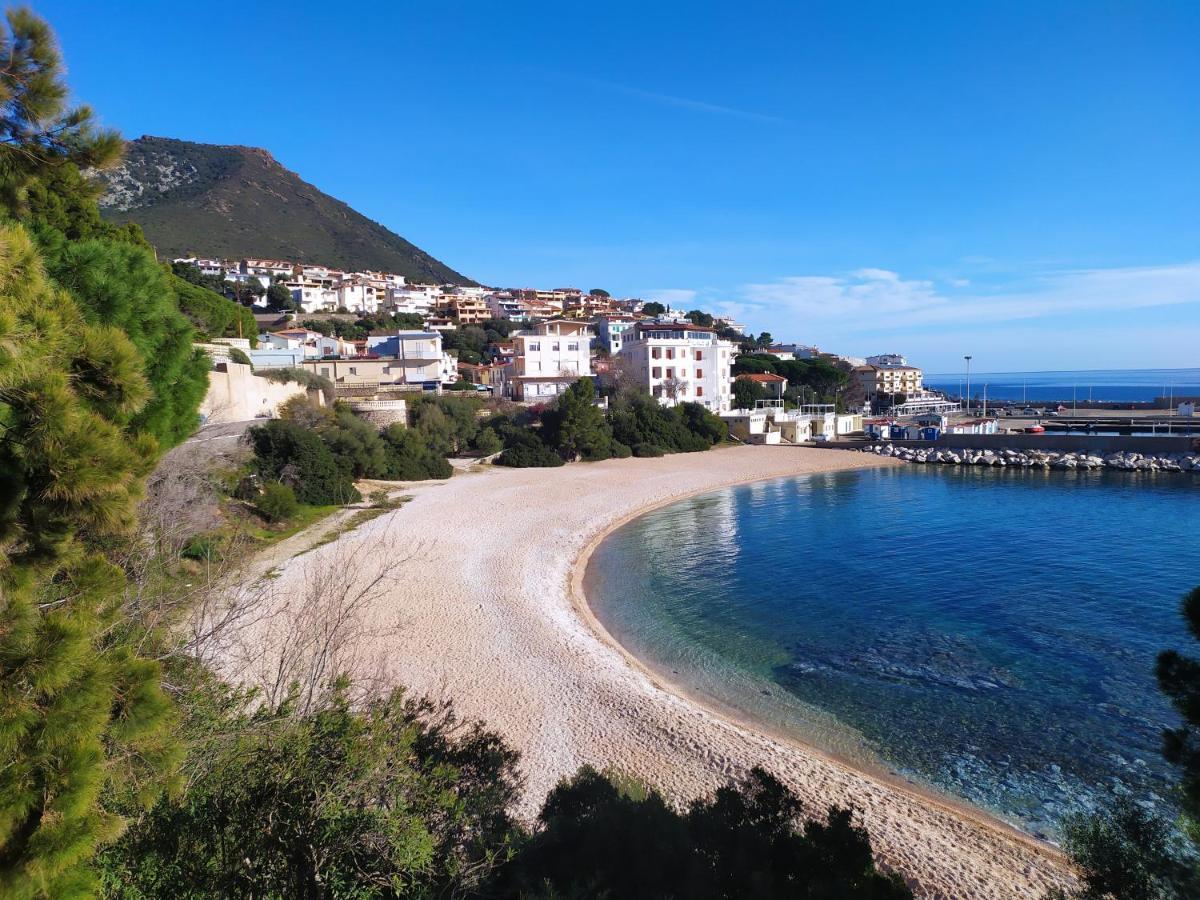 Appartamento A 50 Mt Dal Mare Cala Gonone Dış mekan fotoğraf